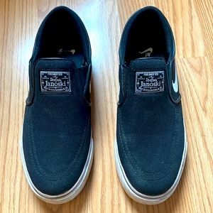 Nike Boys deck shoe